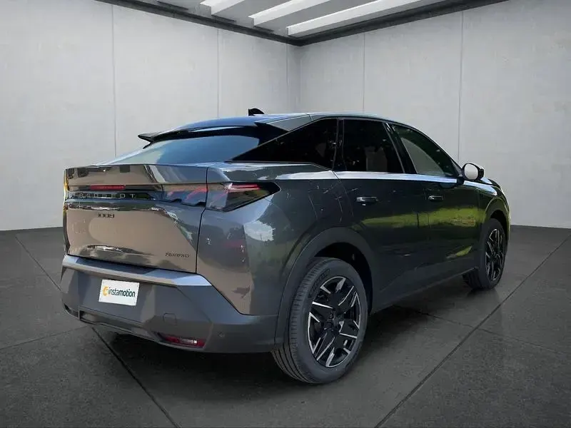 Neu Peugeot 3008 GT 145 PS (106 kW) 2025 Grau SUV