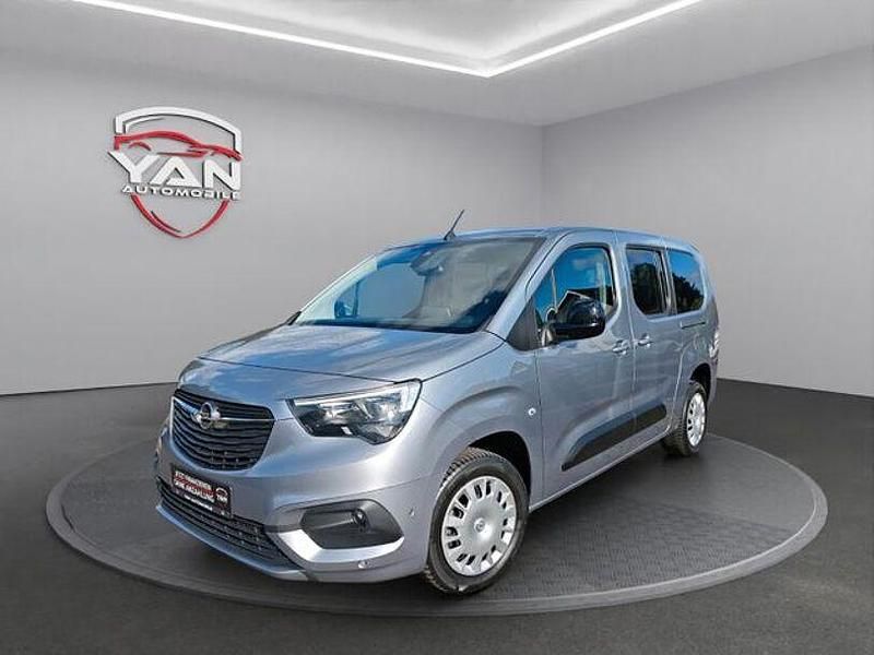 Moonstone grey Gebraucht 2022 Opel Combo Life Elegance Van / Kleinbus | 20.900 € (Fairer Preis) - Bild 1/4