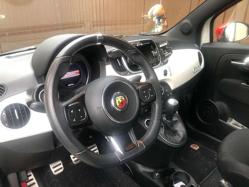 Gebraucht Fiat 500 Abarth 145 PS (106 kW) 2018 Weiß Cabrio