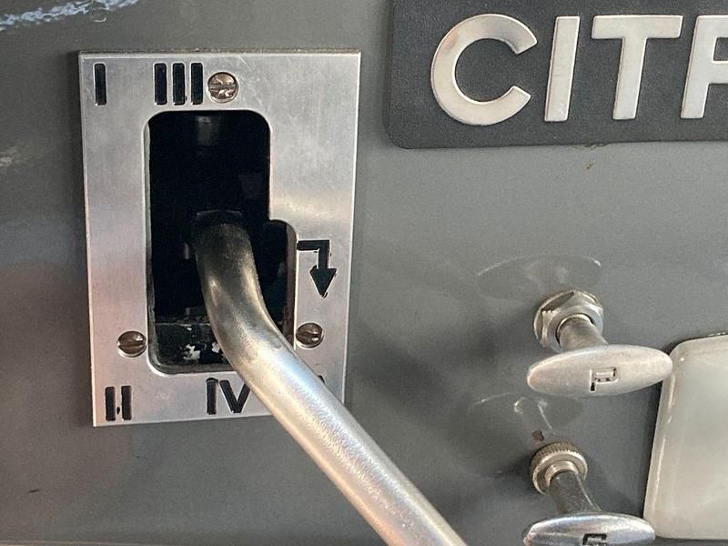 Gebraucht Citroën Traction Avant 56 PS (41 kW) 1955 Schwarz Kombi