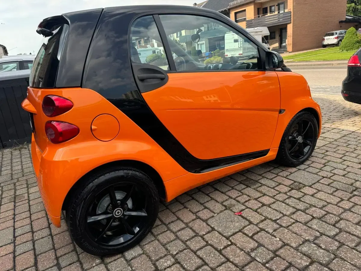 Używany Smart ForTwo Coupé 71 KM (52 kW) 2011 Pomarańczowy Coupe