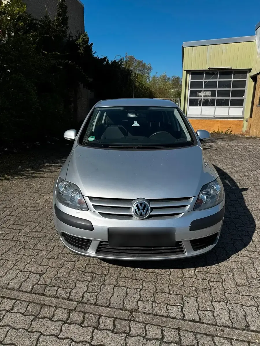 Gebraucht VW Golf IV 75 PS (55 kW) 2005 Silber Kleinwagen