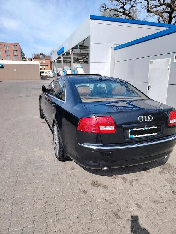 Second-hand Audi A8 275 CP (202 kW) 2005 Negru Berlinǎ
