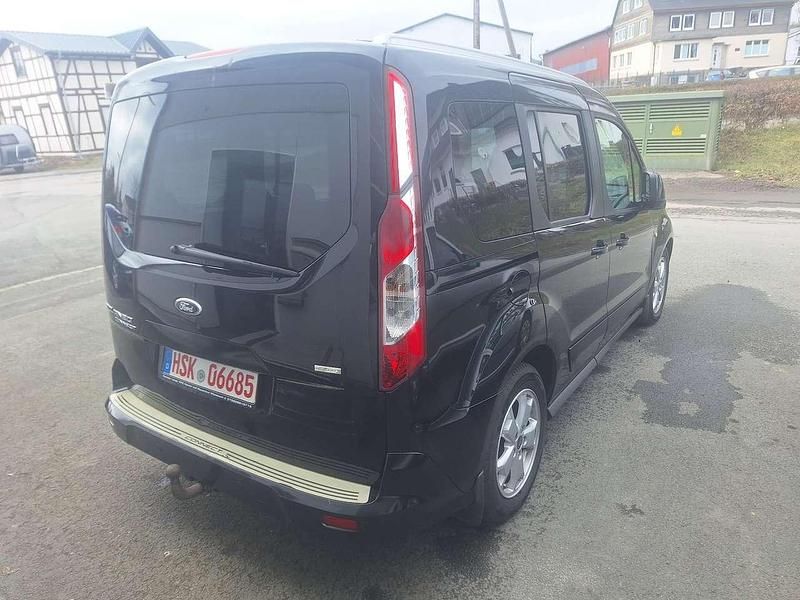 Gebraucht Ford Tourneo Connect Titanium 101 PS (74 kW) 2014 Pantherschwarz metallic Van / Kleinbus
