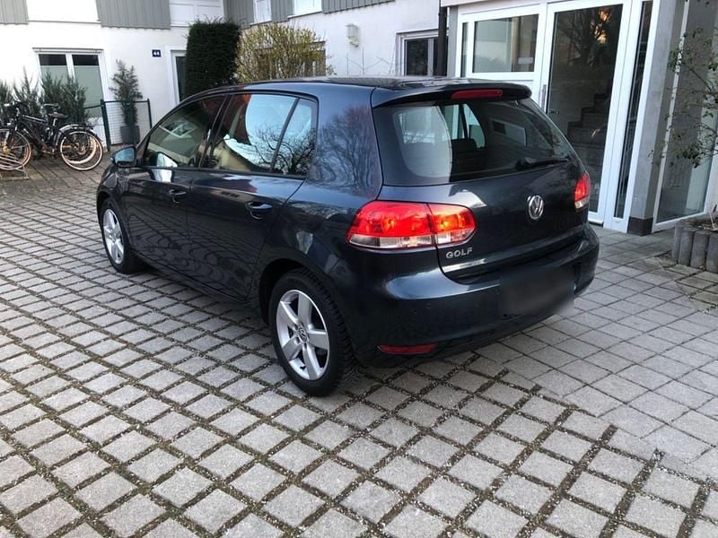 Gebraucht VW Golf VI Comfortline 80 PS (58 kW) 2011 Schwarz Kleinwagen
