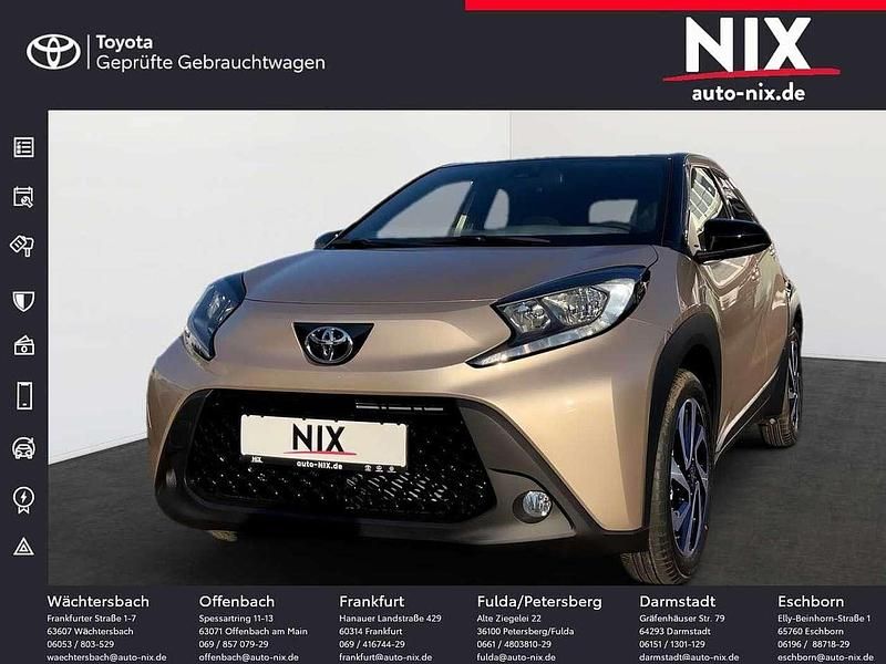 Gingerbeige / night sky black Neu 2024 Toyota Aygo Team Kleinwagen | 17.500 € - Bild 1/4