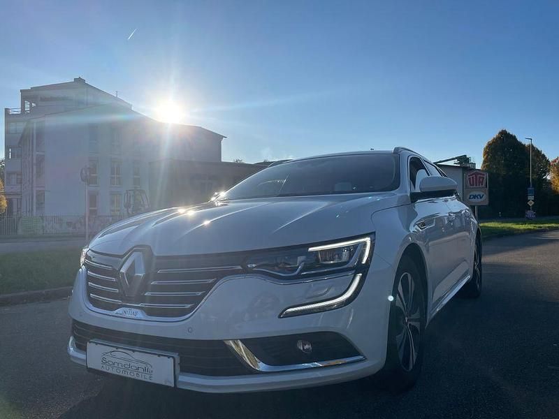 Weiß Gebraucht 2016 Renault Talisman GrandTour Initiale Paris Kombi | 14.350 € (Fairer Preis) - Bild 1/4