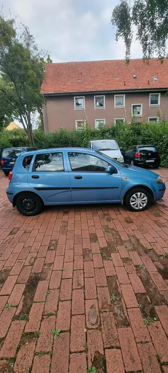 Używany Chevrolet Kalos 94 KM (69 kW) 2003 Niebieski Hatchback
