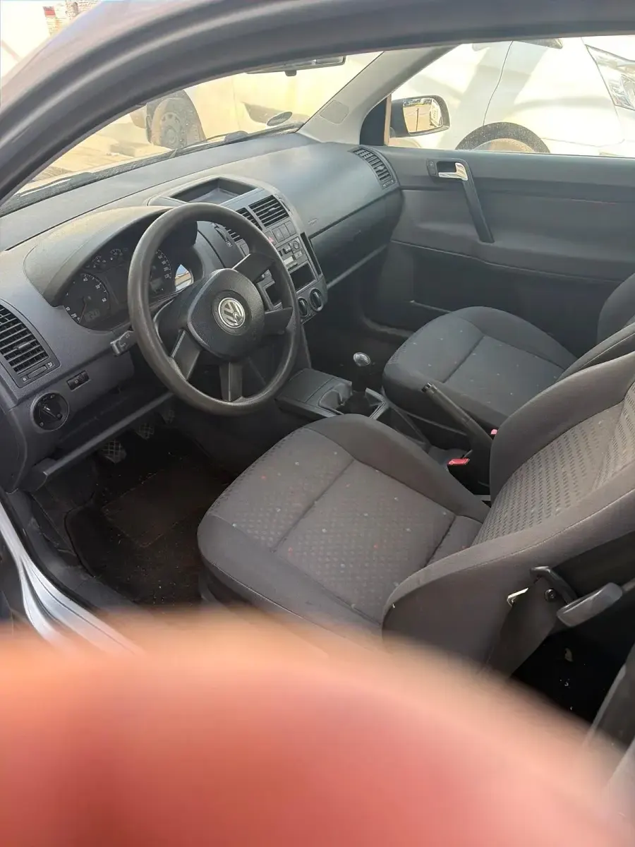 Gebraucht VW Polo 55 PS (40 kW) 2005 Silber Kleinwagen