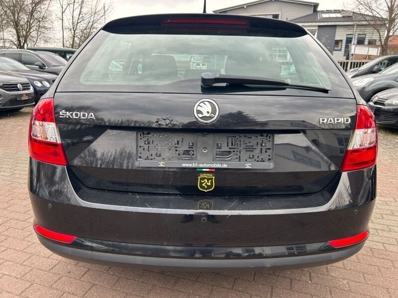 Gebraucht Skoda Rapid Ambition 105 PS (77 kW) 2014 Schwarz Limousine