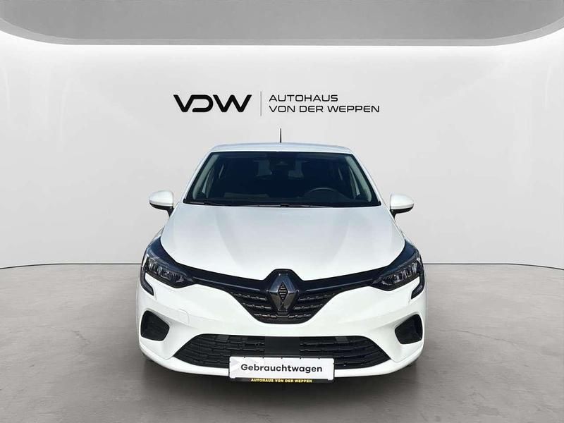 Gebraucht Renault Clio V SE 67 PS (49 kW) 2022 Weiß Kleinwagen
