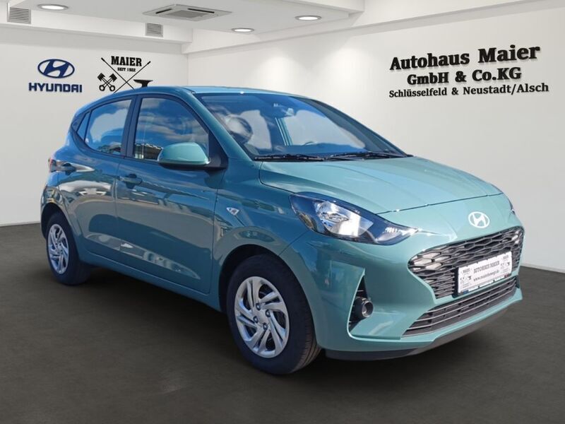 Neu Hyundai i10 Select 63 PS (46 kW) 2025 Gruen Kleinwagen