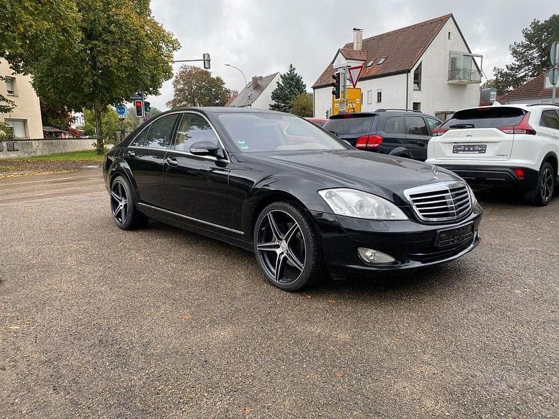 Schwarz Gebraucht 2006 Mercedes S500 Limousine | 7.999 € (Fairer Preis) - Bild 1/3