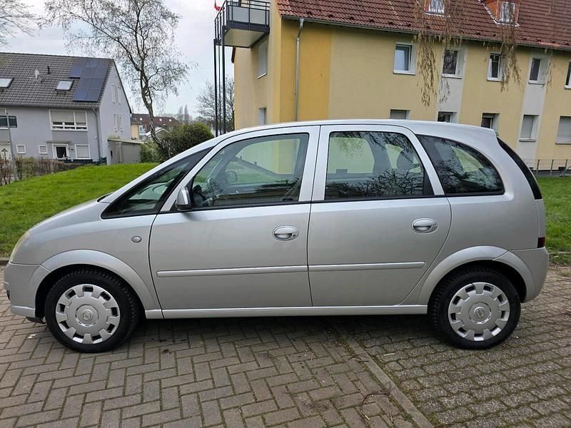 Gebraucht Opel Meriva 101 PS (74 kW) 2008 Grau Van / Kleinbus
