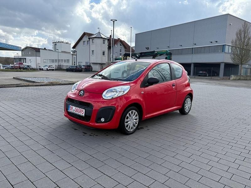 Gebraucht Citroën C1 Advance 68 PS (50 kW) 2013 Rot Kleinwagen