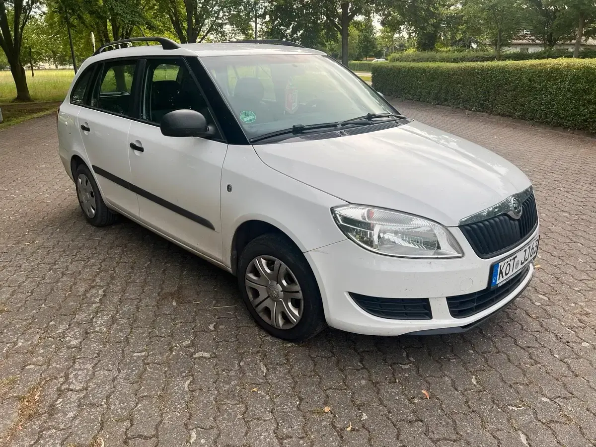 Gebraucht Skoda Fabia 90 PS (66 kW) 2013 Weiß Kombi