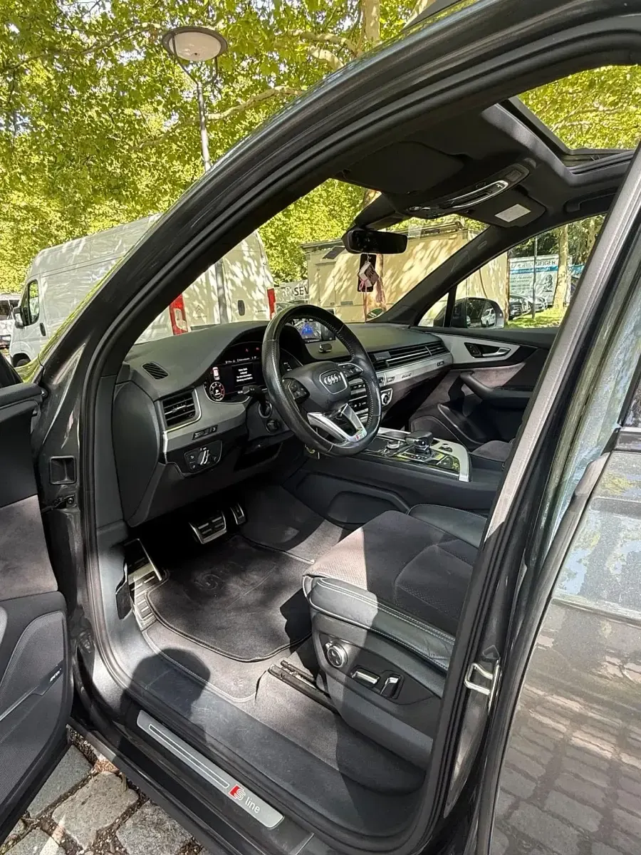 Gebraucht Audi Q7 S-Line 272 PS (200 kW) 2016 Grau SUV