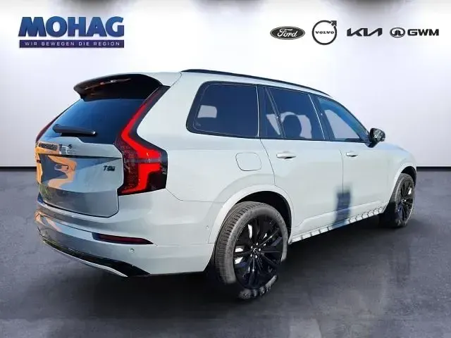 Neu Volvo XC90 Plus 456 PS (335 kW) 2026 Grau SUV