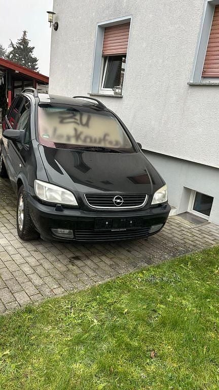 Gebraucht Opel Zafira Edition 125 PS (91 kW) 2000 Schwarz Van / Kleinbus
