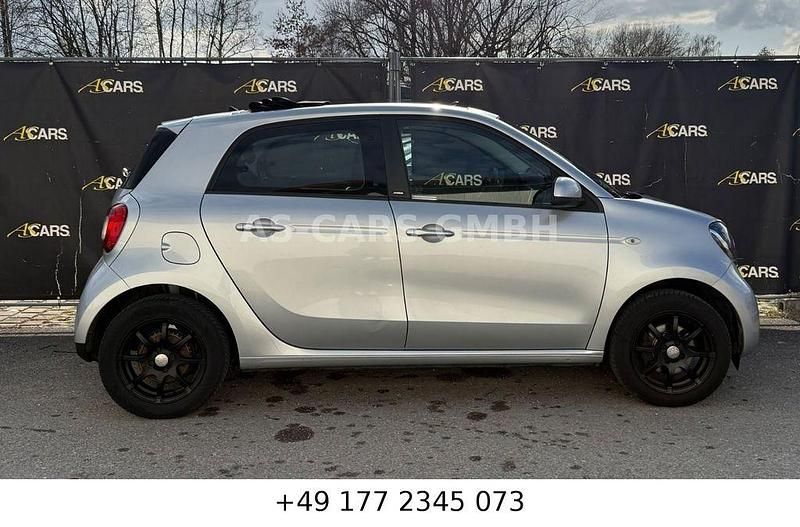 Gebraucht Smart ForFour Passion 90 PS (66 kW) 2016 Silber Kleinwagen