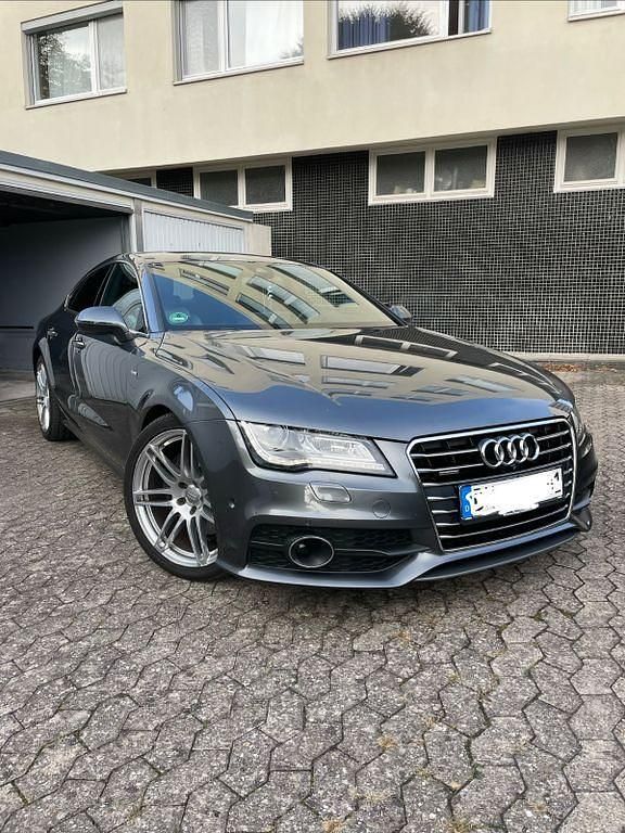 Schwarz Gebraucht 2011 Audi A7 Sportback Sport Kleinwagen | 22.900 € (Teuer) - Bild 1/4