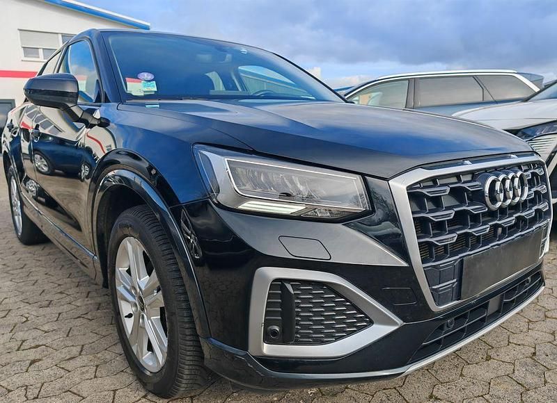 Gebraucht Audi Q2 Advanced 150 PS (110 kW) 2023 Schwarz SUV