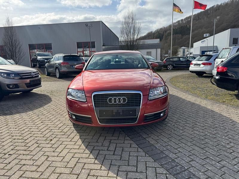 Gebraucht Audi A6 140 PS (102 kW) 2007 Rot Limousine