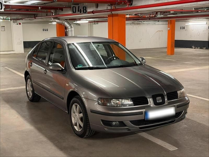 Gebraucht Seat Leon Stella 105 PS (77 kW) 2005 Grau Kleinwagen