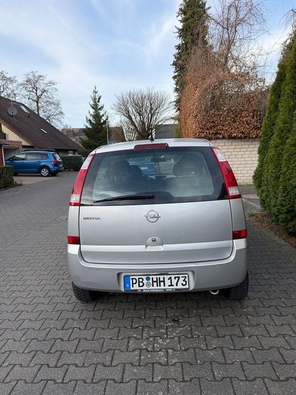 Gebraucht Opel Meriva 90 PS (66 kW) 2005 Silber Van / Kleinbus