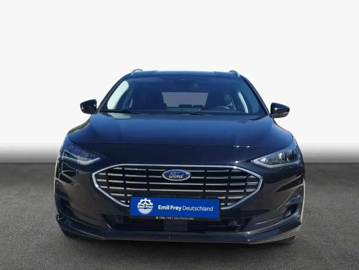 Gebraucht Ford Focus Titanium 125 PS (91 kW) 2024 Agate black metallic Kombi