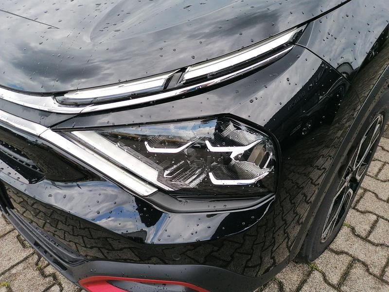 Gebraucht Citroën e-C4 Shine 100 kW (136 PS) 2022 Metfa schwarz perla Limousine