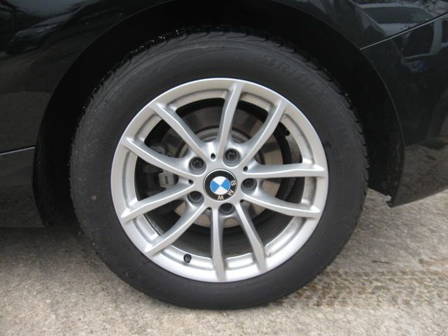 Gebraucht BMW 114 102 PS (75 kW) 2013 Schwarz metallic Kleinwagen