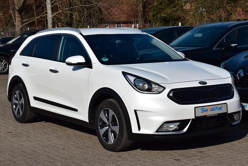 Gebraucht Kia Niro Vision 105 PS (77 kW) 2018 Weiß SUV