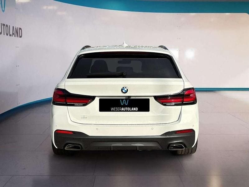 Gebraucht BMW 540 Shadowline 340 PS (250 kW) 2022 Alpinweiss iii Kombi