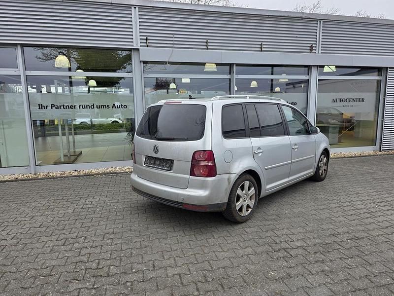 Gebraucht VW Touran Highline 140 PS (102 kW) 2007 Silber Van / Kleinbus