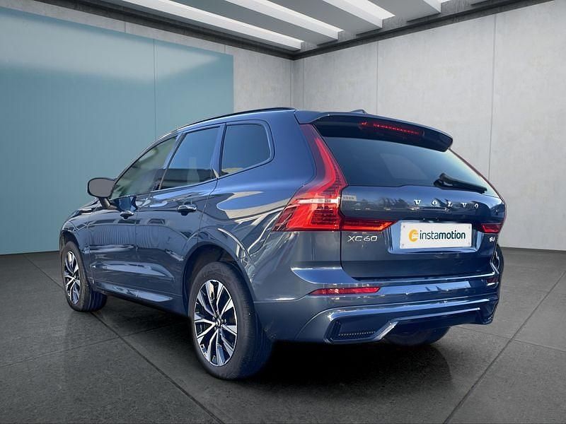 Gebraucht Volvo XC60 Plus 197 PS (144 kW) 2022 Blau SUV