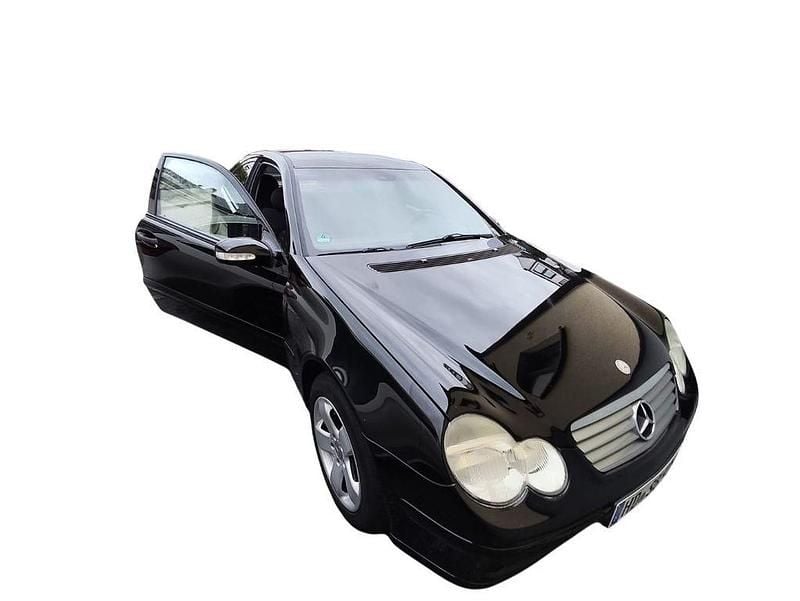 Gebraucht Mercedes C200 Classic 163 PS (119 kW) 2002 Schwarz Coupé