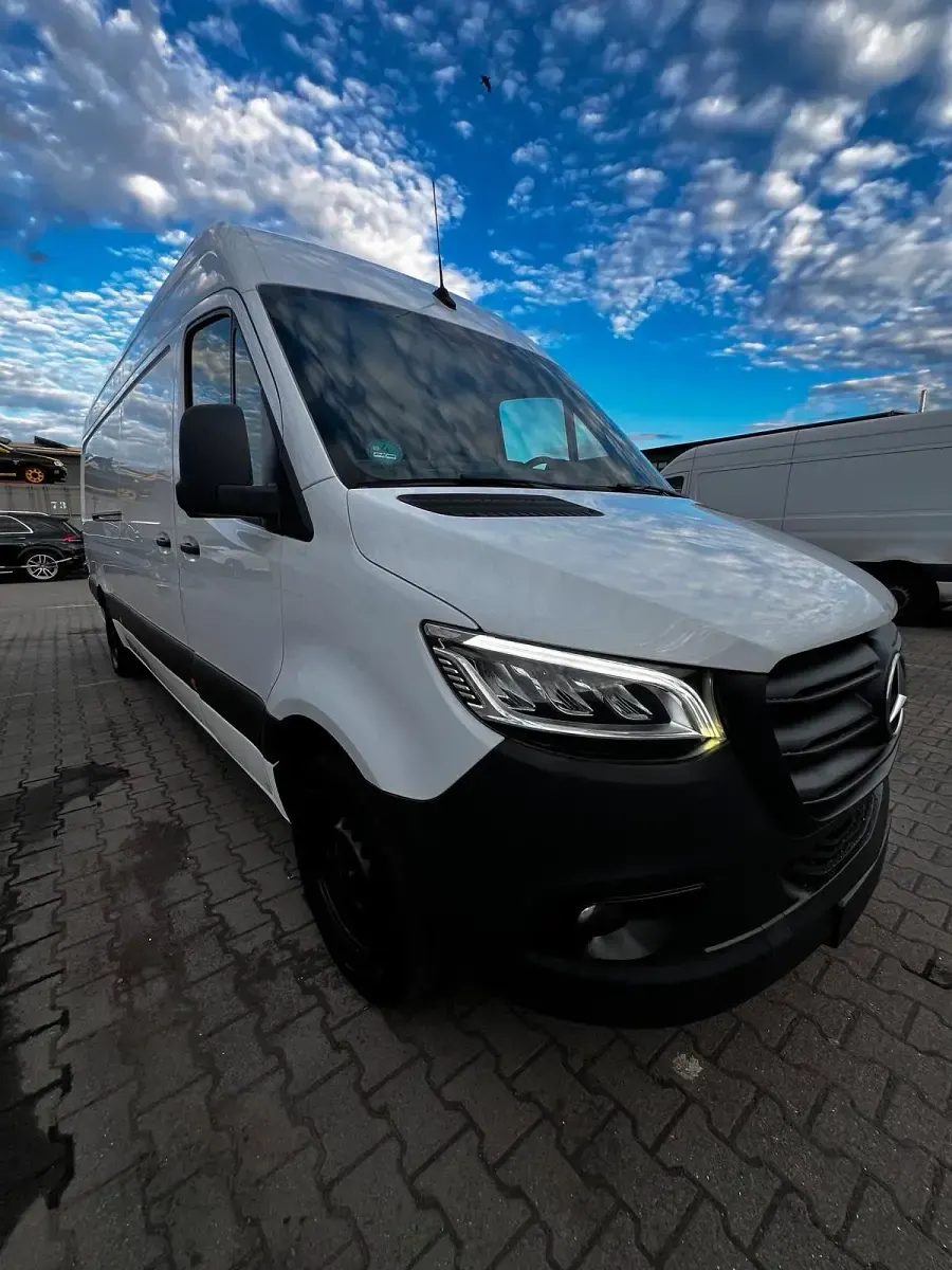 Gebraucht Mercedes Sprinter 2023 Weiß Van