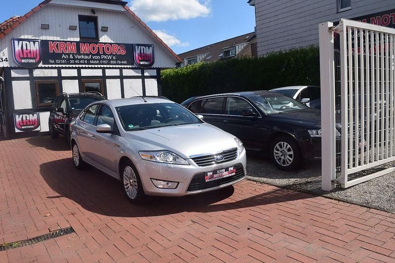 Gebraucht Ford Mondeo Ghia 145 PS (106 kW) 2010 Silber Limousine