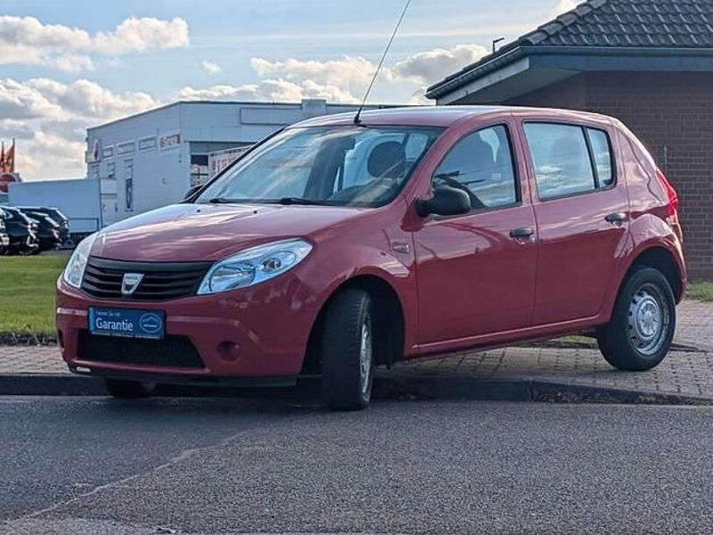 Gebraucht Dacia Sandero Basis 75 PS (55 kW) 2009 Rot passion (metallic) Limousine