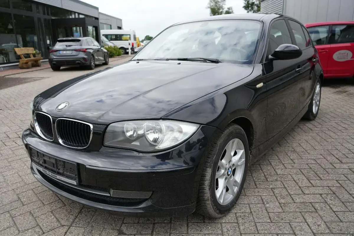 Gebraucht BMW 116 116 PS (85 kW) 2007 Schwarz Kleinwagen