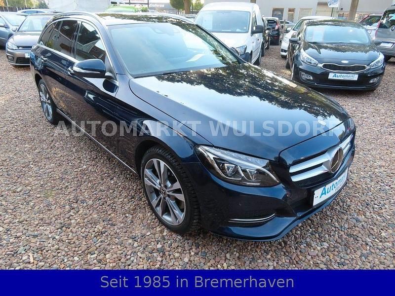 Blau Gebraucht 2014 Mercedes C250 Avantgarde Kombi | 16.950 € (Etwas zu teuer) - Bild 1/4