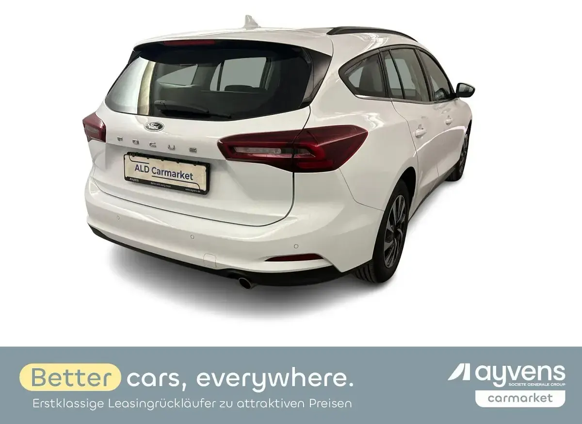 Używany Ford Focus Titanium 125 KM (91 kW) 2023 Biały Coupe
