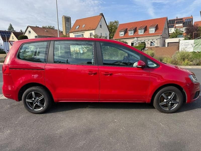 Gebraucht Seat Alhambra Reference 150 PS (110 kW) 2011 Rot Van / Kleinbus