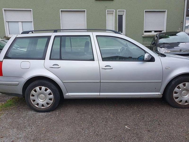 Gebraucht VW Bora Highline 101 PS (74 kW) 2000 Silber Kombi