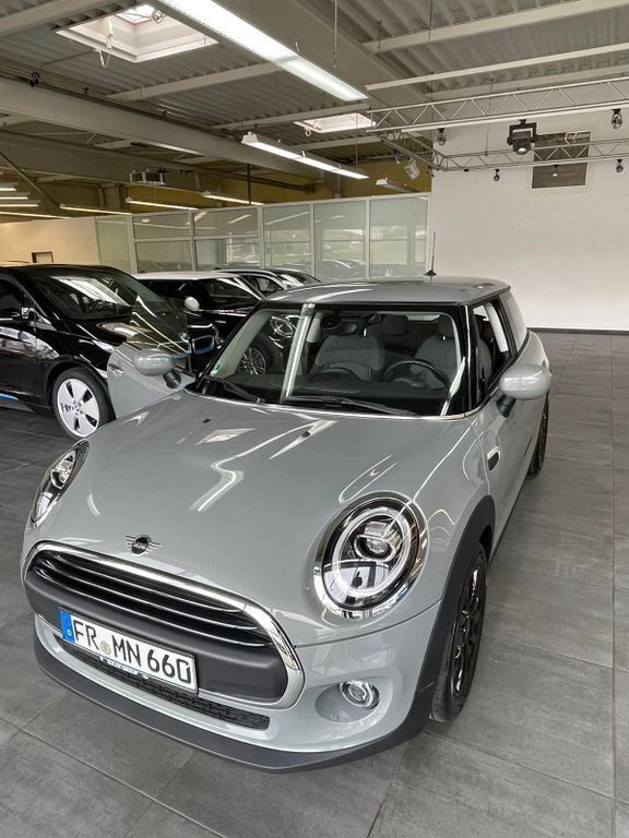 Grau Gebraucht 2020 Mini ONE Chili Kleinwagen | 15.300 € (Guter Preis) - Bild 1/3