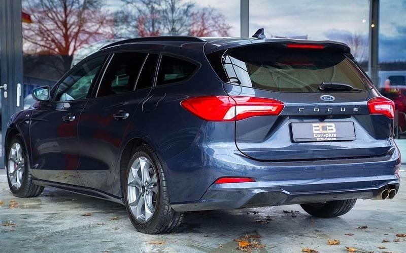 Gebraucht Ford Focus ST-Line 182 PS (133 kW) 2020 Grau Kombi