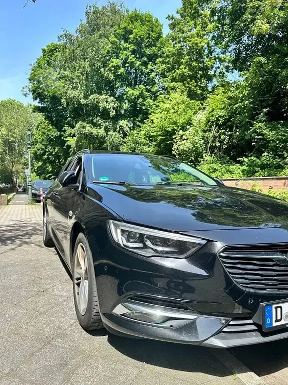 Gebraucht Opel Insignia Selection 170 PS (125 kW) 2017 Schwarz Kombi
