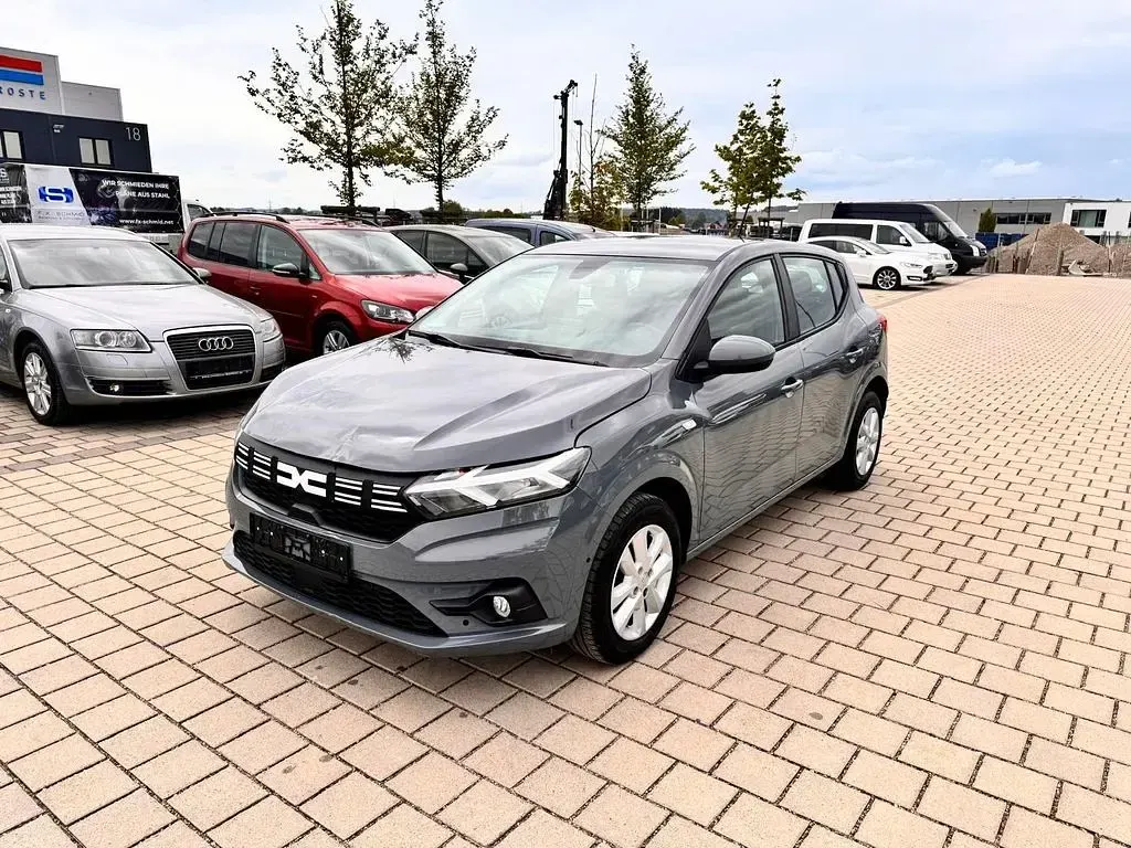 Gebraucht Dacia Sandero Expression 91 PS (66 kW) 2023 Grau Limousine
