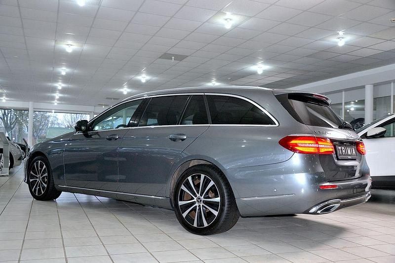 Gebraucht Mercedes E300 194 PS (142 kW) 2019 Grau Limousine